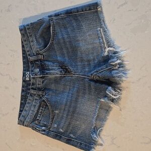 Urban Outfitters, BDG Freja Vintage Fit Mid-Rise Women's Jean Shorts, Size 24W